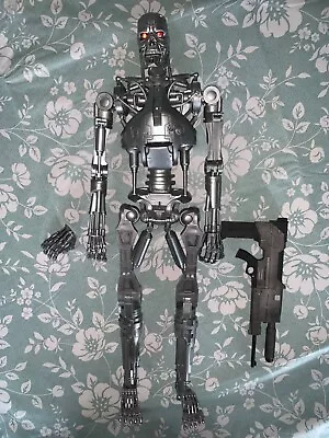 Buy NECA Reel Toys Terminator T2 T800 Endoskeleton 18  Light Up Eyes Figure Rare. • 59.99£