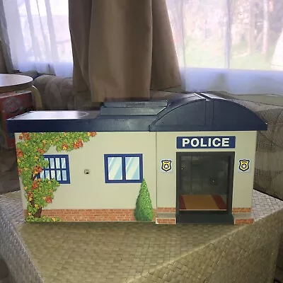 Buy Playmobil Police Station • 8£