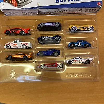 Buy Mattel Hot Wheels 10 Car Gift Pack Assortment  ( Styles In Each Pack Vary )*** • 14.99£