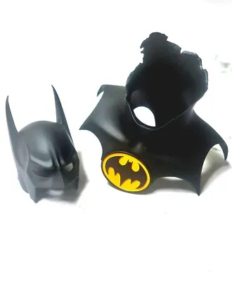 Buy Hot Toys Batman Returns Cowl. • 150£