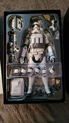 Buy Hot Toys First Order Stormtrooper Jakku Exclusive (BNIB) NEW • 220£