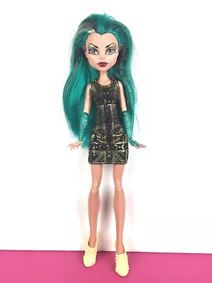 Buy Monster High Doll Nile Boo York Nefera • 25.68£