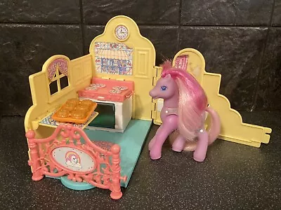 Buy My Little Pony G2 Sweet Berry’s Magic Kitchen • 12.99£