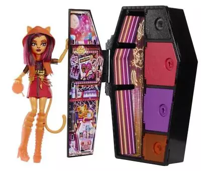 Buy Monster High Skulltimate Secrets Neon Frights Toralei Stripe Doll • 38.23£