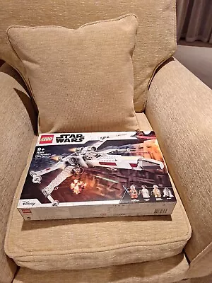 Buy LEGO Star Wars - Luke Skywalker's X-Wing Fighter (75301) New In Box.Retired Set • 45.99£