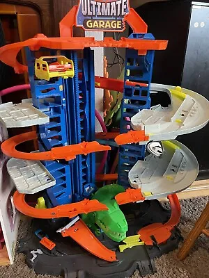 Buy Hot Wheels Ultimate Garage Multi-Level Track Moving T-Rex Used Good Condition • 60£