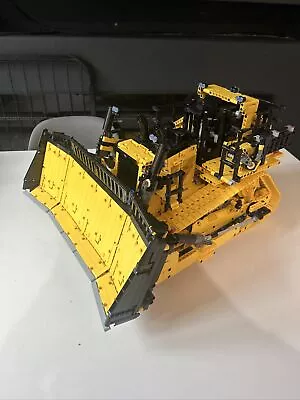 Buy LEGO Technic 42131 Cat D11 Bulldozer • 275£
