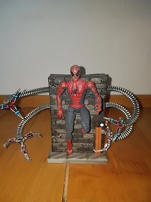 Buy 2004 Toy Biz - Spider-Man 2 - With Tentacle Attack Doc Ock Figure • 99.35£