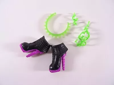 Buy Fashion Accessories For Monster High Doll Venus McFlytrap   Music Festival   Rare (12523) • 9.22£
