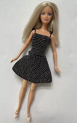 Buy Barbie Fashion Fever • 26.67£