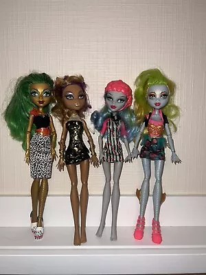 Buy Mattel Monster High Clawdeen Wolf, Ghoulia Yelps, Lagoonafire, Jinafire Dolls • 66.93£