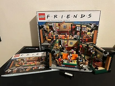 Buy Lego Friends Central Perk • 37.77£