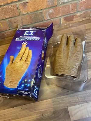 Buy New NECA E.T. Extra Terrestrial Replica Hand With Light-up Finger • 21.99£