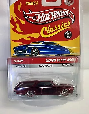 Buy 1/64 Hot Wheels Classics Custom '66 Pontiac Gto Wagon Redline Real Riders Chase • 19.99£