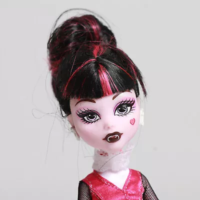 Buy 2010 Mattel Monster High DRACULAURA Basic Series Wave 1 Fashion Doll • 117.84£