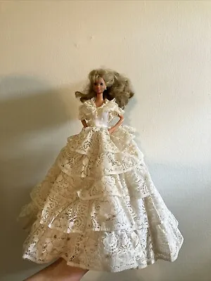Buy Vintage Barbie With Vintage Wedding Dress • 28.35£