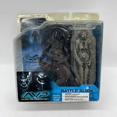 Buy Alien Vs Predator, Avp Battle Alien, McFarlane Toys Figure  • 44.99£