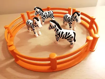 Buy Playmobil - Zoo 123 Figures  - 4 Zebras And Zoo Fences • 6£
