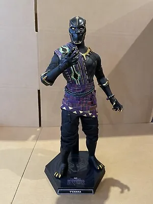 Buy MMS487 Hot Toys Black Panther T’Chaka (Displayed) • 225£