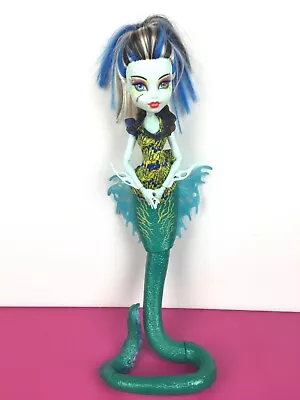 Buy Monster High Doll Frankie Stein Great Scarrier Reef • 20.59£