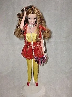 Buy Older Barbie With Clothes/Jewelry And Pumps Supergirl Christmas Fantasy • 20.48£