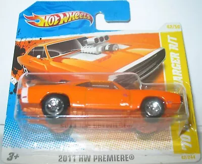 Buy Hot Wheels - 70 Dodge Charger R-T (short Card - 2011) • 14.75£