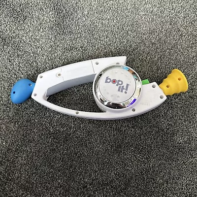 Buy Bop It Classic Game By Hasbro 2008 - Electronic Twist Pull Hours Of Fun! - White • 7£