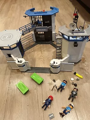 Buy PLAYMOBIL Police Station 6872 / 6919 Incomplete But Still Cool! • 22£