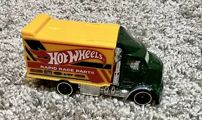Buy Mattel Hot Wheels Hiway Hauler 2 Diecast ~ Yellow/Green ~ Immaculate Condition • 3.99£