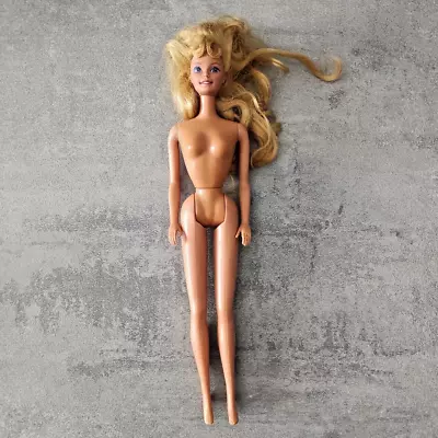 Buy Vintage 1966 Mattel Barbie Doll • 20.56£