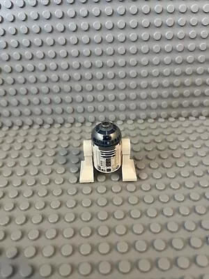 Buy Lego Star Wars Mini Figure R2-D2 Grey Dome Astromech Droid. • 3£