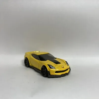 Buy Hot Wheels: Corvette C7 Z06 - Yellow (1:64) • 4£