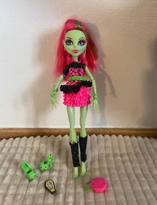 Buy New Condition Monster Doll Lots Ghouls Night Collection Authentic  • 85.62£