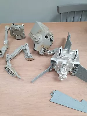 Buy Hasbro Star Wars Vehicle - Broken AT-ST And Skyhopper (See Pictures) • 10£