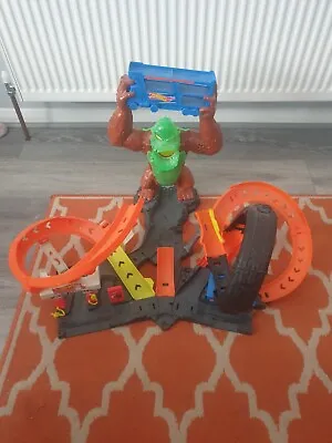 Buy Hot Wheels - Toxic Gorilla Slam - Launcher Set With Sounds In Great Condition • 15£