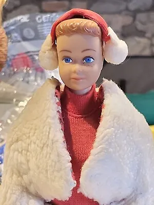 Buy Vintage 1962 Mattel 'Ice Breaker' Barbie Midge + 'Ice Breaker' Outfit #942 • 102.92£