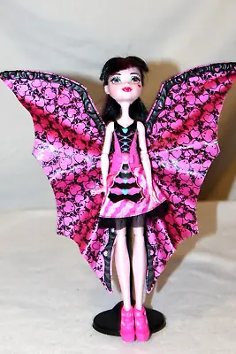Buy Monster High Dolls   Draculaura   Ghoul-Bat, 27cm-# 28 • 25.78£