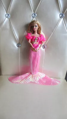 Buy Barbie Doll With Fountain Mermaid Clothing Mattel Vintage • 18.53£