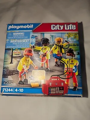 Buy Playmobil City Life 71244 Medical Team 25 Pieces • 7£