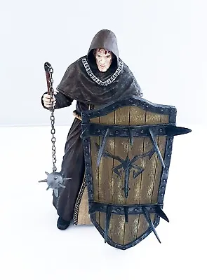 Buy NECA Resident Evil 4–Illuminados Monk W Shield, Mace & Stand Loose Complete Rare • 129.99£