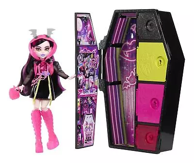 Buy Monster High Skulltimate Secrets Neon Frights Draculaura Doll • 40.03£