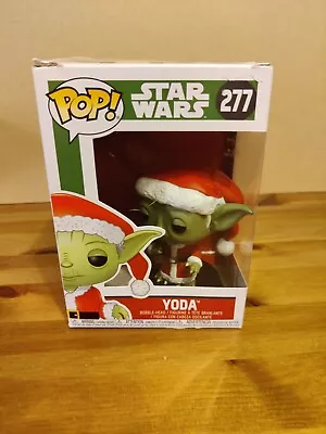 Buy Funko Pop Bobble: Star Wars - Holiday Santa Yoda (33885) • 12.99£