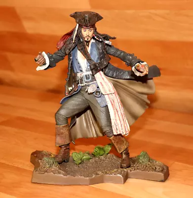 Buy Curse Of The Caribbean / Pirates Of The Caribbean Captain Jack Sparrow Figure Neca • 68.20£