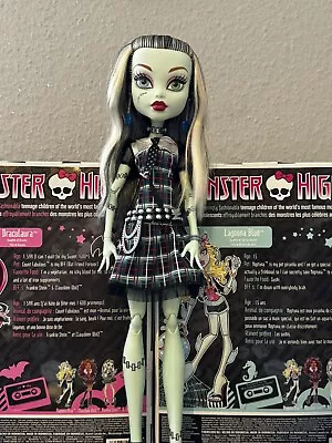 Buy MATTEL Monster High Doll FRANKIE STONE Frightfully Tall Ghoul 17  Inch 43cm • 92.47£