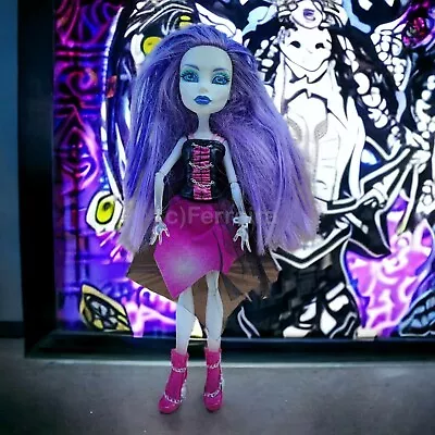 Buy Monster High Ghouls Alive - Spectra Vondergeist / Mattel 2014 • 30.88£