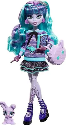 Buy Monster High Merchandising: Mattel - Creepover Doll Twyla • 39.32£