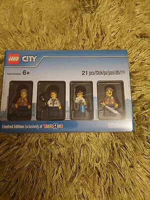Buy LEGO Ciyt Minifigures ToysRus Limited Edition Set, Brand New Sealed. • 19.99£
