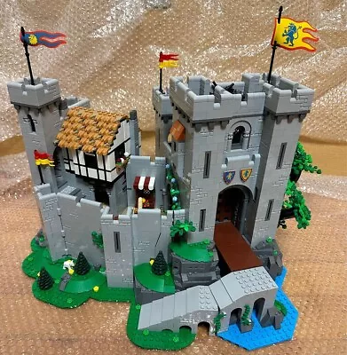 Buy LEGO Icons 10305 Lion Knights' Castle No Box • 267.75£
