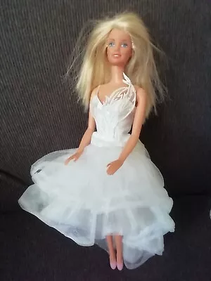 Buy 2001 Barbie Spring Zing W/ 1993 Swan Lake Dress • 15.49£