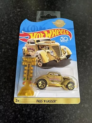 Buy Hot Wheels FKF93	2018			Pass 'n Gasser		Gold • 6.49£